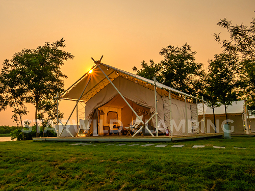 星野上 • 帐篷建筑案例 | 天津东丽在湖边度假营地